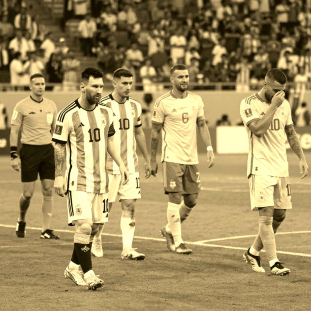 Hai Santiago và bầu trời mỏng: vì sao hàng thủ Club América vẫn chờ người