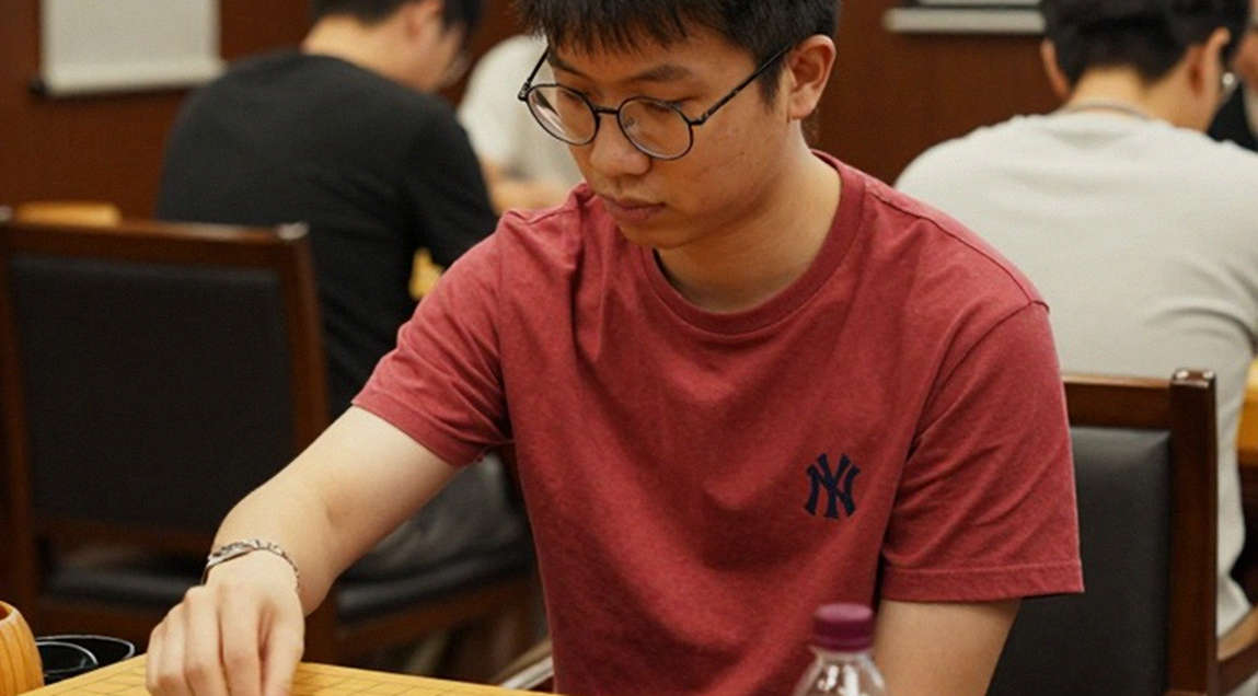 Elephant Gambit: Khi một nước cờ lạ được bán như bảo bối khai cuộc